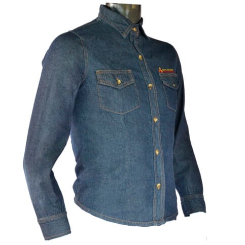 Camisa en jean para dama color azul, manga larga, cuello alto, con pinzas y bolsillos